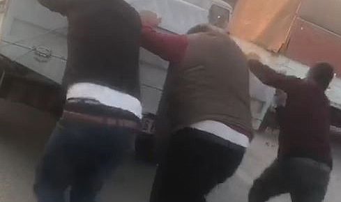 Yardım etmek isterken kazaya sebep oldular