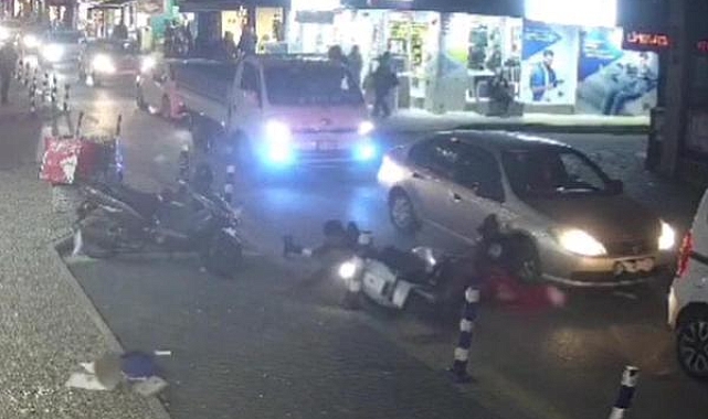 Yaya olarak yolun karşısına geçen kuryeye, motosikletli kurye çarptı: 2 yaralı