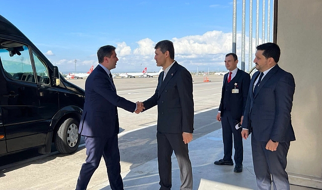 Zafer Sırakaya Antalya’da