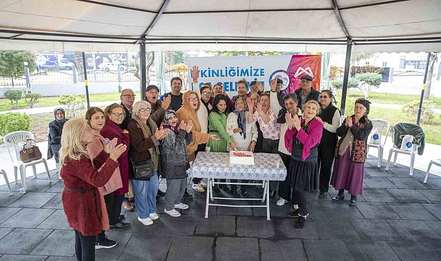 65 yaş üzeri yalnız yaşayan vatandaşlar, &#039;2024&#039;e Merhaba&#039; partisinde buluştu