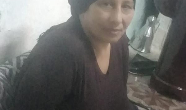 7 aylık hamile eşini satırla öldürdü