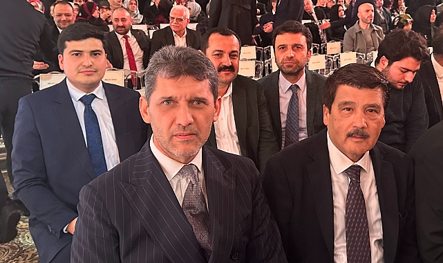 Ak Parti heyeti düğünde