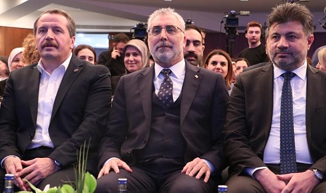 Bakan Işıkhan: İnsanlığın sorunlarıyla muhatap bir konumdayız