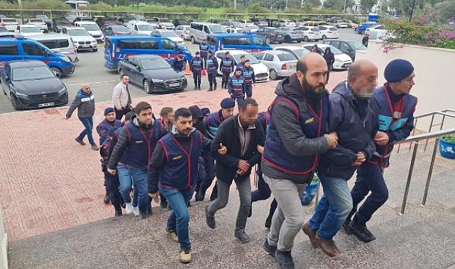 Bodrum'da 3 besicinin hayvanlarını gaspeden 7 şüpheli adliyede