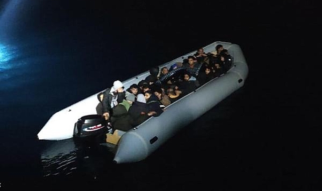 Bodrum'da Yunanistan'ın geri ittiği 23 göçmen kurtarıldı