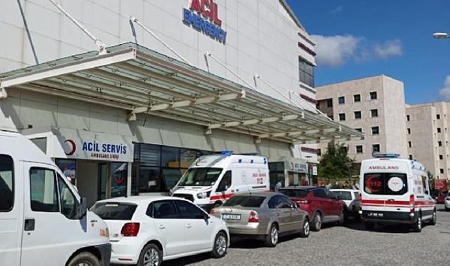 Çoğu üniversite öğrencisi 70 kişi, imha edilen biber gazlarından etkilendi