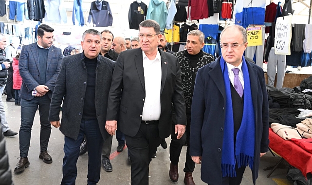 Dere, Karayılan ve Bucak pazarda