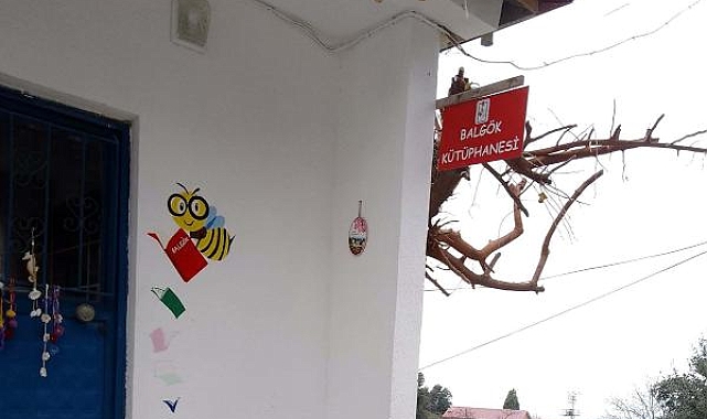Doğup, büyüdüğü mahalleye kütüphane kurdu