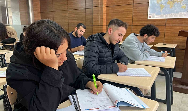 Eğitim yatırımları Tarsus'a değer katıyor