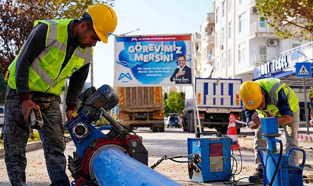 Erdemli'de içme suyu hatları yenileniyor