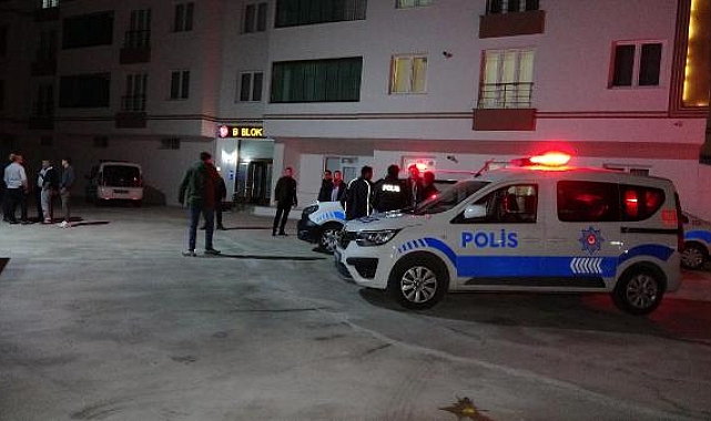 Eski eşi ile sevgilisi olduğunu öne sürdüğü erkeği bıçaklayan sanığa 35 yıla kadar hapis istemi