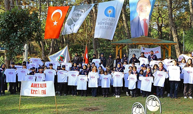 İzciler Gençlik Kampı'nda buluştu