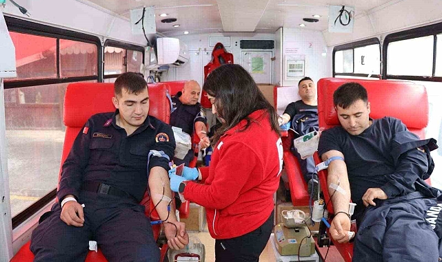 Jandarma personelinden, kan bağışı kampanyasına destek