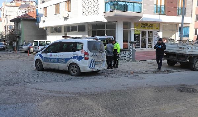 Kamyonetin çarptığı kadın öldü