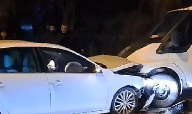 Kamyonun freni patladı 10 araca çarparak durabildi