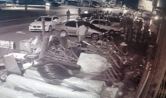 Komşularının telefonuyla işyerine geldi, müdahale edince bir dayak yemediği kaldı