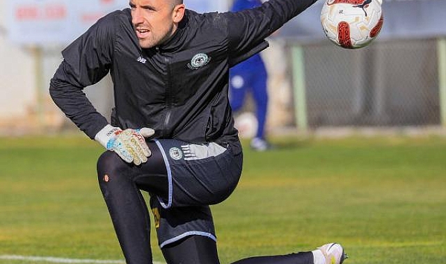 Konyaspor'da Galatasaray maçı öncesi 2 futbolcu kadro dışı bırakıldı