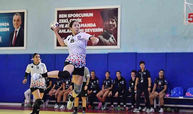 Mavi Kelebekler'de Liderlik için kritik hafta