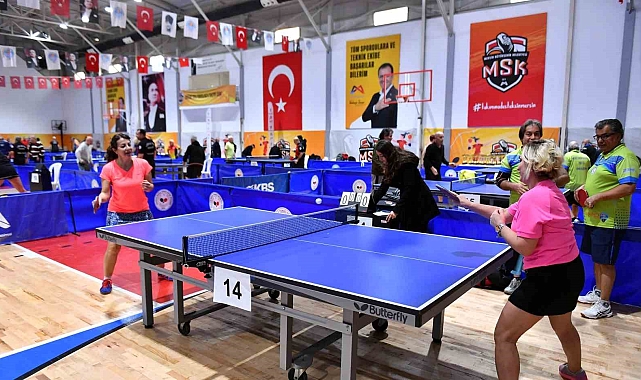 Mersin 3. Veteranlar Masa Tenisi Turnuvası başladı