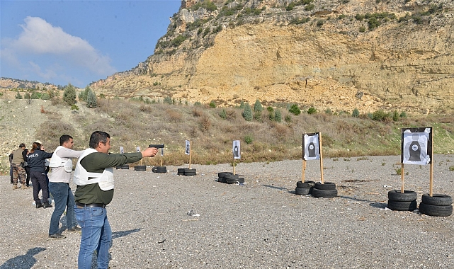 Mersin'de orman muhafaza personeline silahlı eğitim verildi