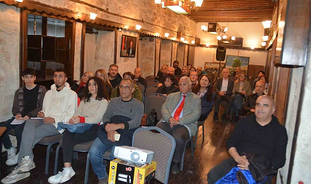 Mersin&#039;de &#039;Tarih, Kültür ve Sanat Sohbeti&#039; etkinliği düzenlendi