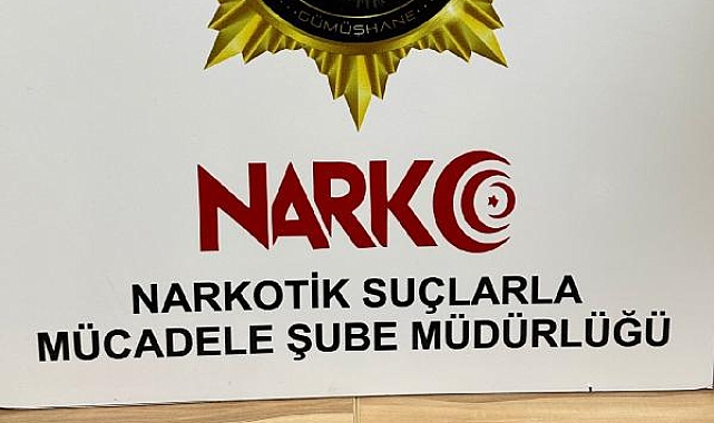 Midelerinden uyuşturucu çıktı; 2 tutuklama