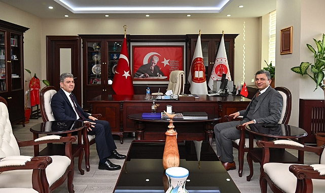 Şahin’den adliye ziyareti