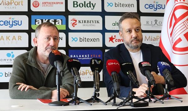 Sergen Yalçın, Antalyaspor'a imzayı attı