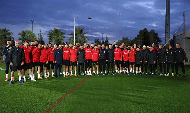 Sergen Yalçın, Antalyaspor'la ilk antrenmanına çıktı