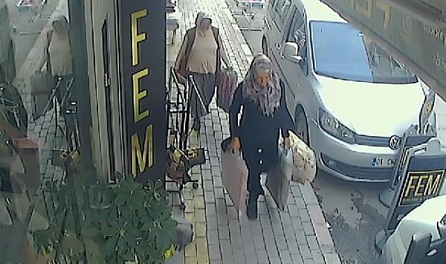 Tezgahtan kilim hırsızlığı kamerada