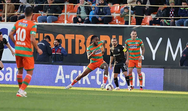 Trendyol Süper Lig: Alanyaspor: 1 - Pendikspor: 1