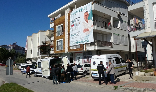 2 yıl önce ayrıldığı 2 çocuk annesi eşini, tabanca ile vurarak öldürdü