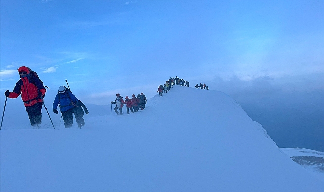 AKUT ekiplerinden Zigana Dağı'nda kurtarma eğitimi