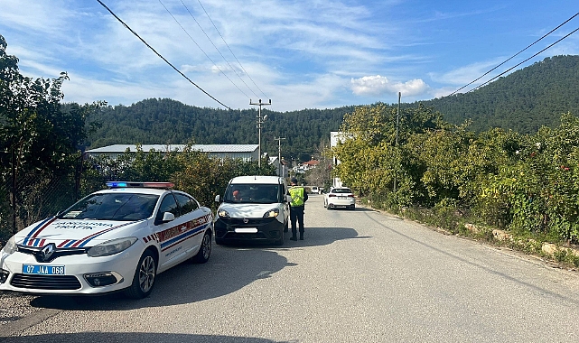 Alanya’da 25 araç trafikten men edildi