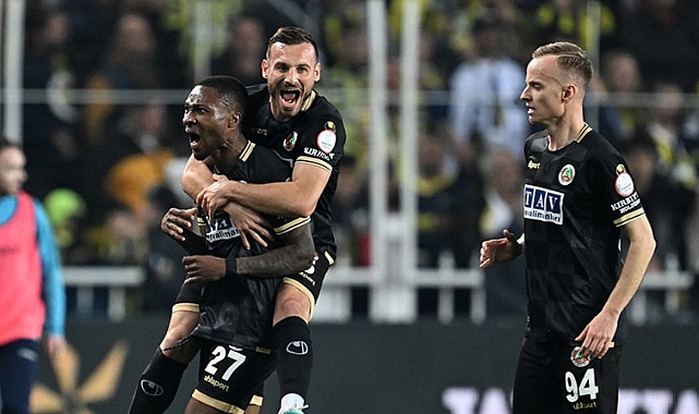 Alanyaspor liderliği değiştirdi