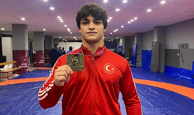 Alperen Berber: İlk şampiyonluğumu milletime armağan ediyorum