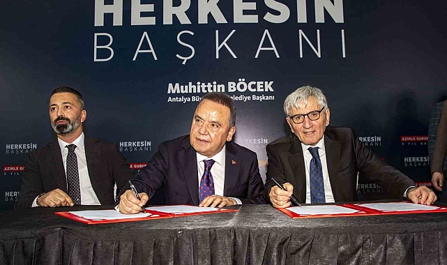 Antalya'da belediye çalışanlarının maaşına yüzde 80 zam