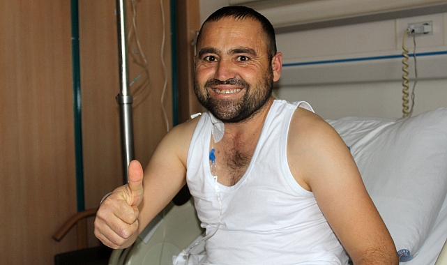 Babasının ve eşinin verdiği böbrekle yaşama tutundu