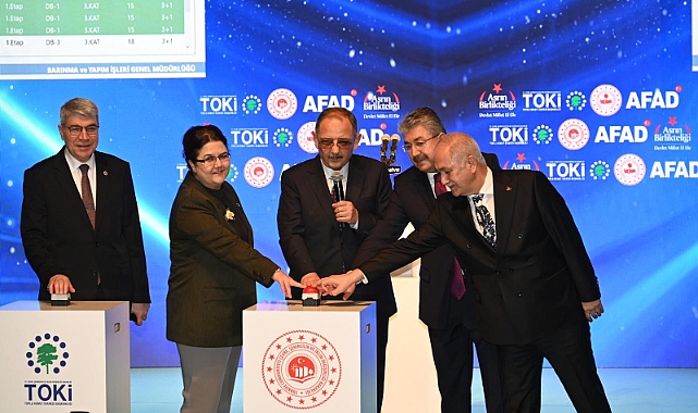 Bakan Özhaseki: Bütün konutlarımızı teslim edene kadar buradayız