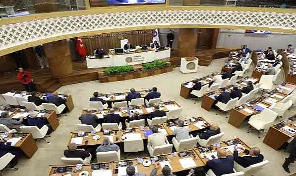 Belediye başkanlarından yoksun meclis toplantısı