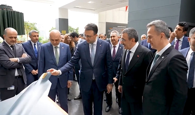 Cumhurbaşkanı Yardımcısı Yılmaz, ASELSAN'ı ziyaret etti