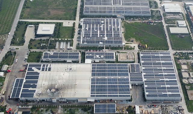 CW Enerji Güneş Panelleri İle Firmalar Karbon Salınımının Önüne Geçiyor