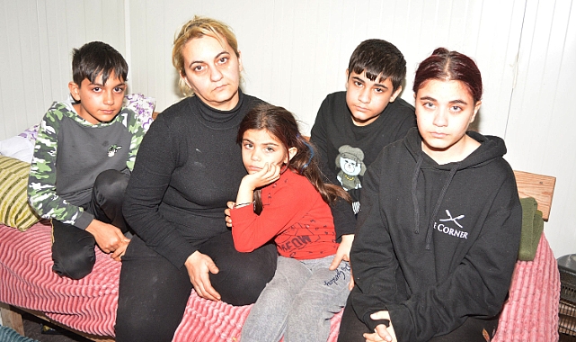 Depremzede Antalya'da, işsiz ve yuvasız kaldı