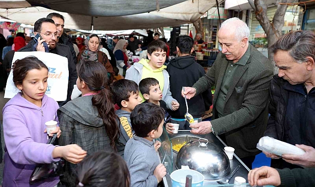 Gültak, esnaf ve vatandaşlarla bir araya geldi