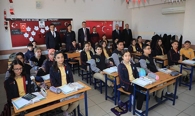 Kaymakam Ürkmezer'den okullara ziyaret