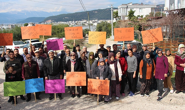 Kumluca'da belediyenin imar tadilatına tepki