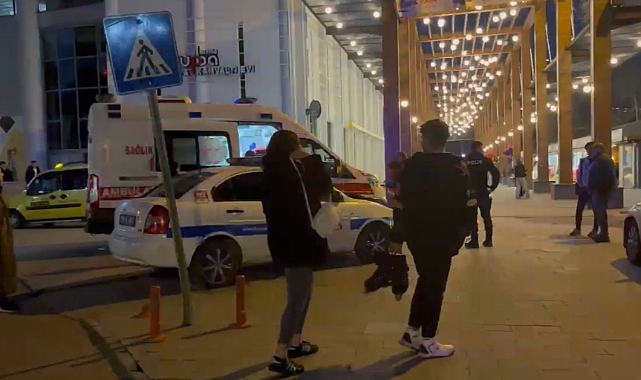 Liseli iki grup arasında bıçaklı kavga: 1 yaralı