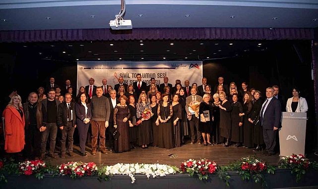 Mersin'de 'Sivil Toplumun Sesi Çok Sesli Korosu' kuruldu