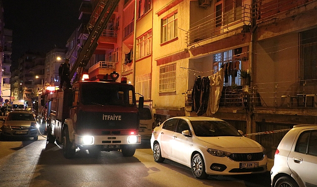 Mutfaktaki ocak yangını büyümeden söndürüldü