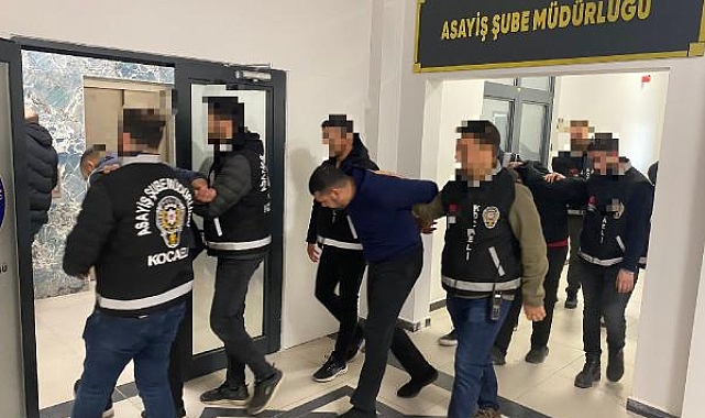 Polisin takibindeki hırsızlık çetesi suçüstü yakalandı